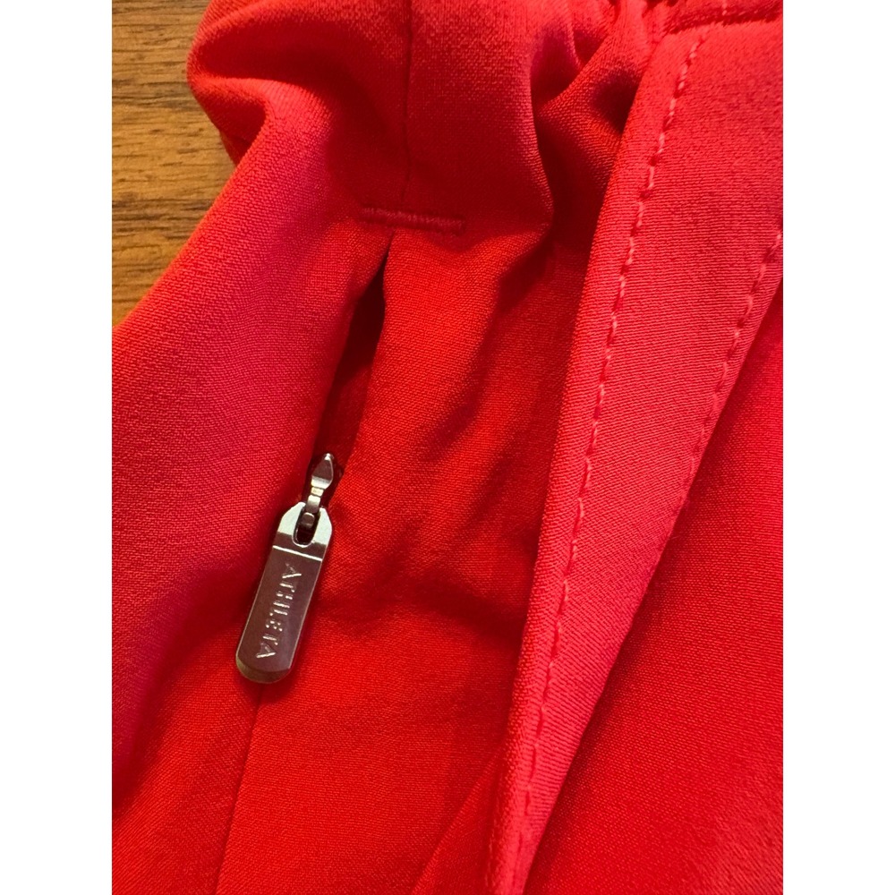 Athleta Wayfind Shorts Red Hiking Travel Activewear Pockets L NWT Athleisure - Picture 8 of 12